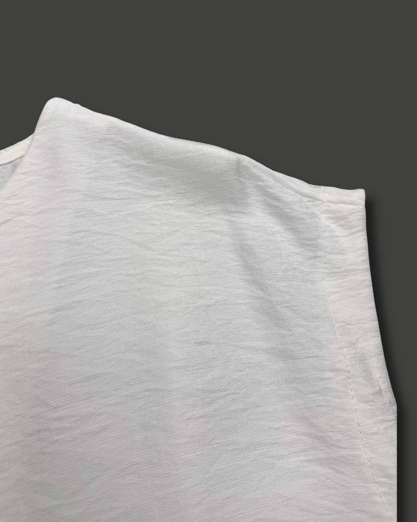 MAGLIA GURU SCOLLO A V M. CALATA