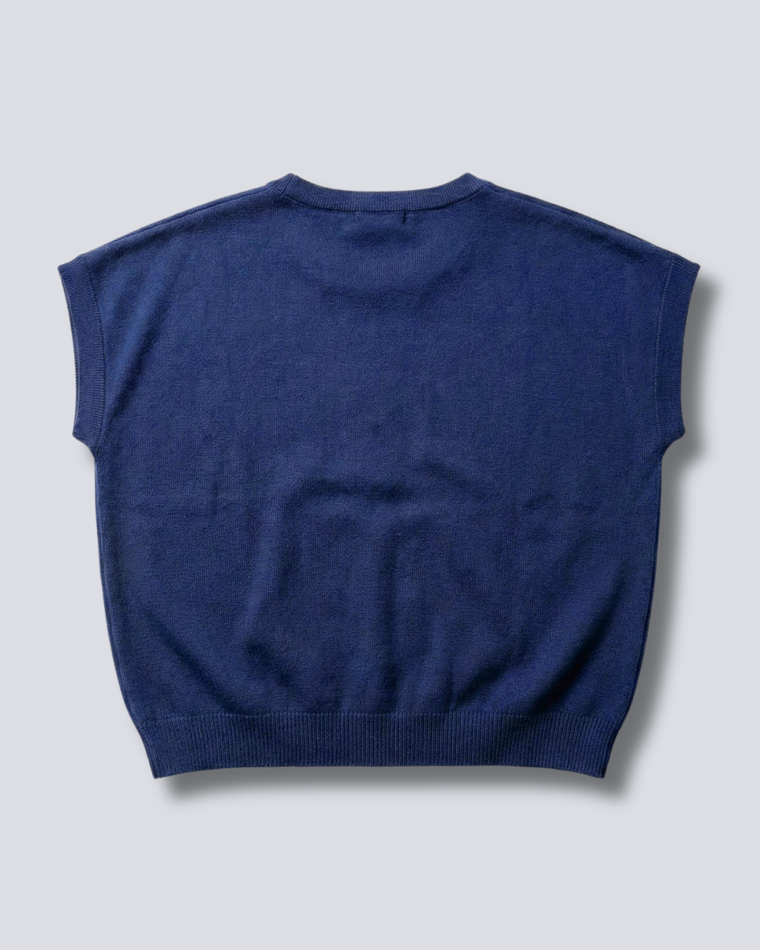 GILET SMANICATO TRE BOTTONI