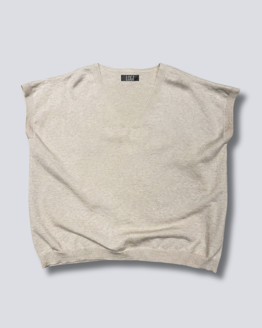 MAGLIA SMANICATA SCOLLO A V
