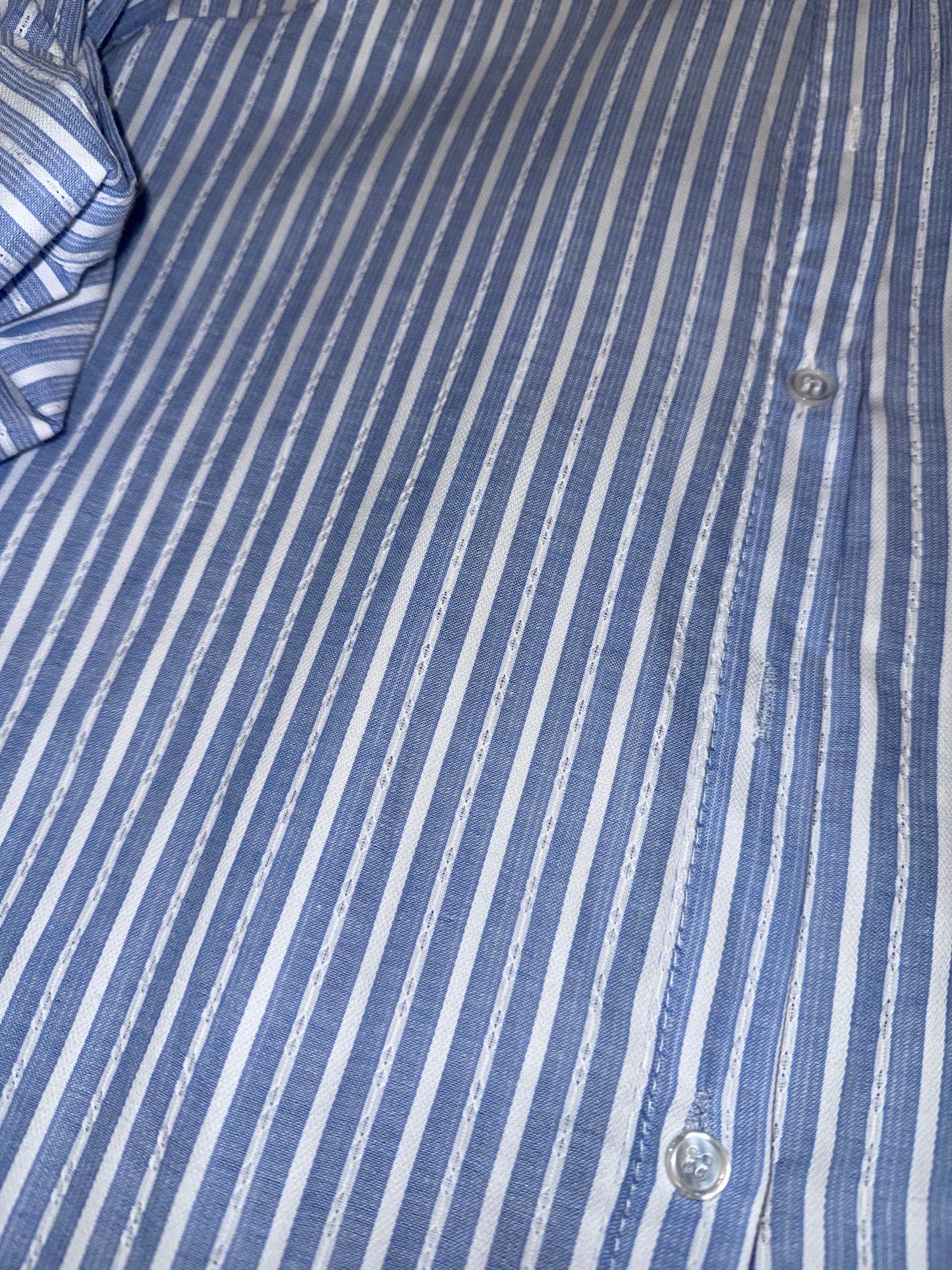 CAMICIA COLLO COREANA SCOLLO A V