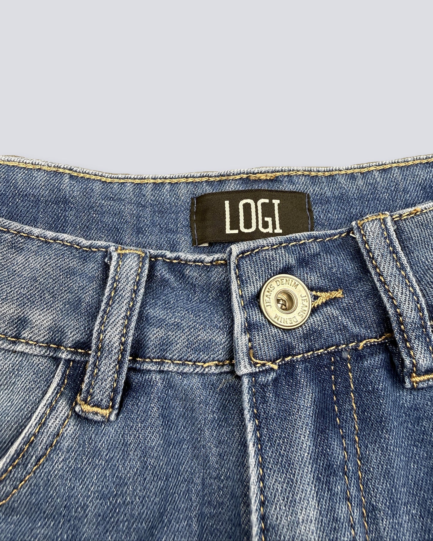 BERMUDA IN JEANS